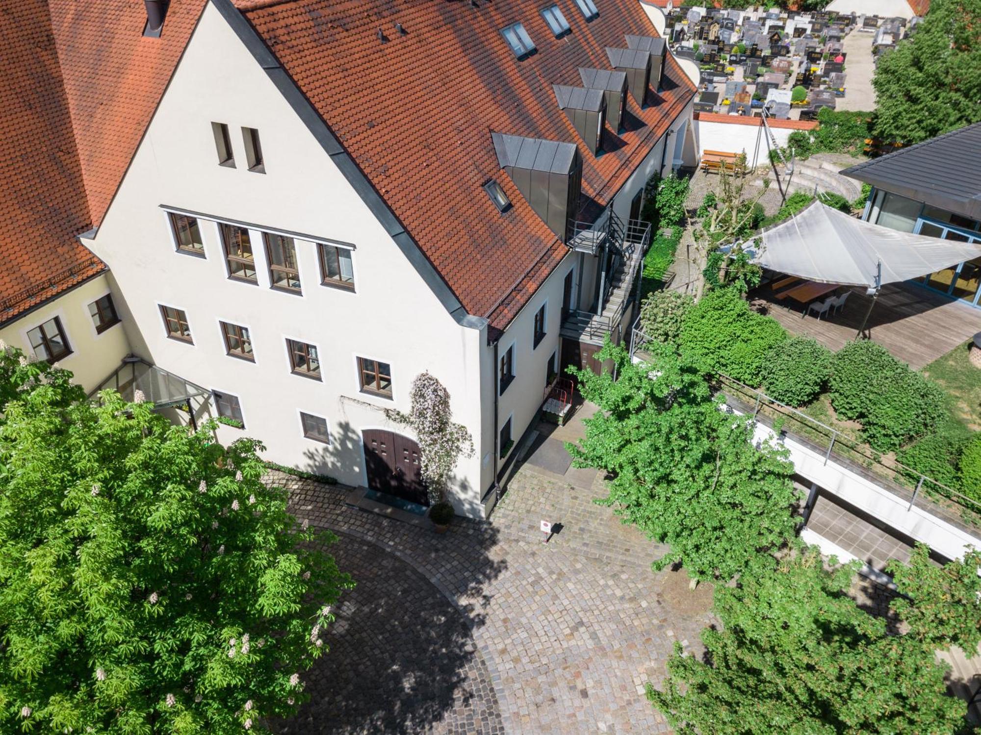 Hotel Klostergasthof Thierhaupten Eksteriør billede